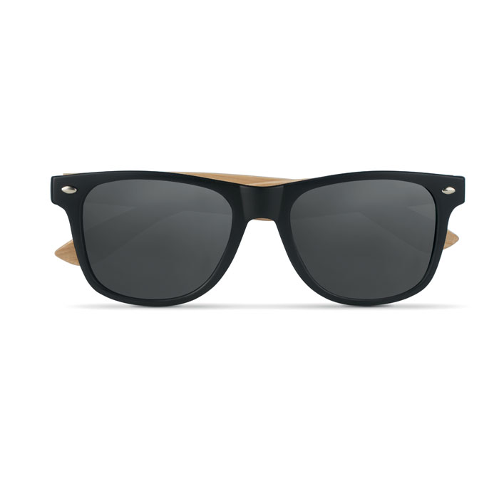 Sunglasses with bamboo arms