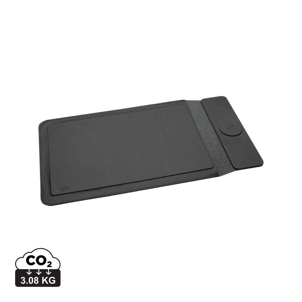 Swiss Peak 15W magnetic charging laptop sleeve 14-15,6