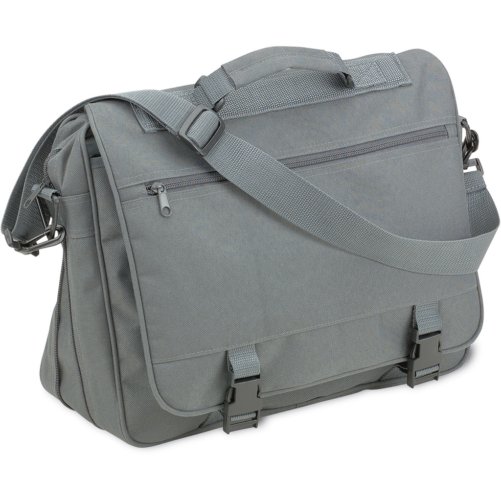 zipper inner pockets and sections for accessories