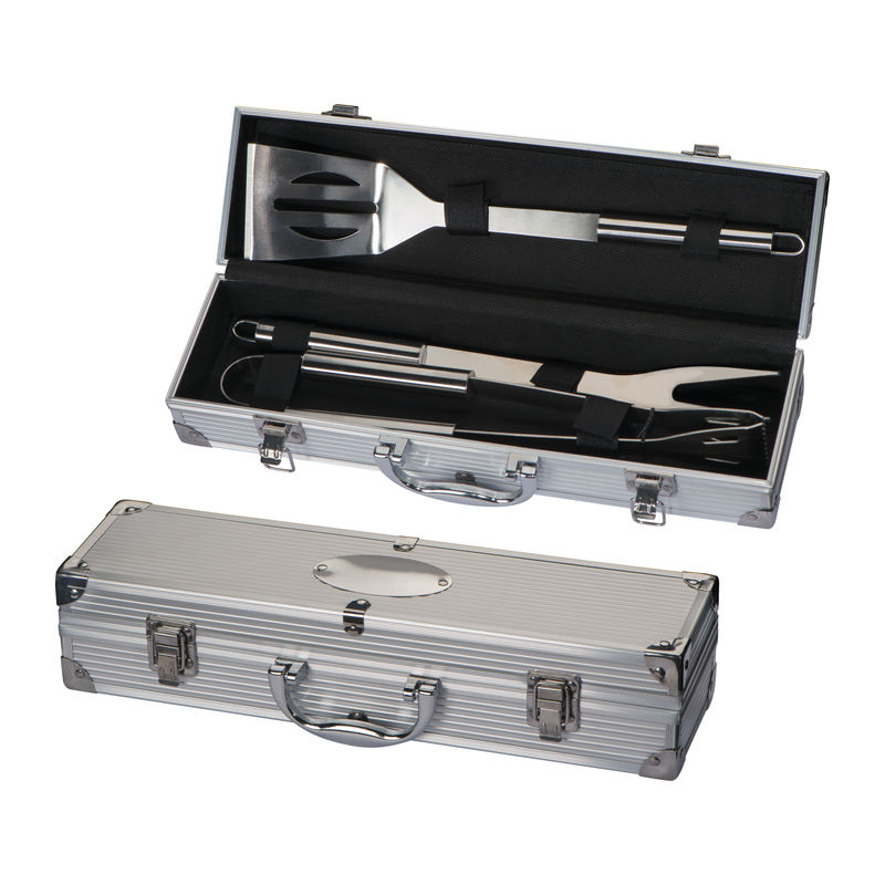 Barbecue set in case