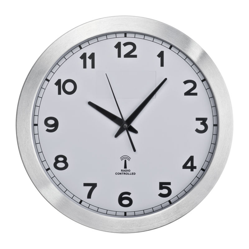 Round metal media clock