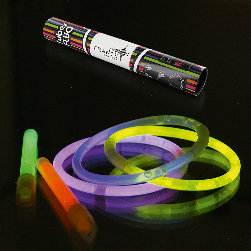 GIFT TUBE WITH FLUORESCENT ACCESSORIES