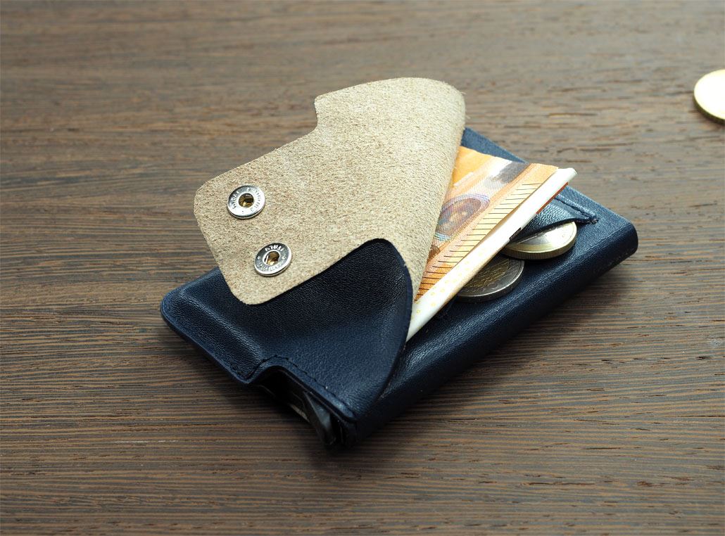 RFID wallet